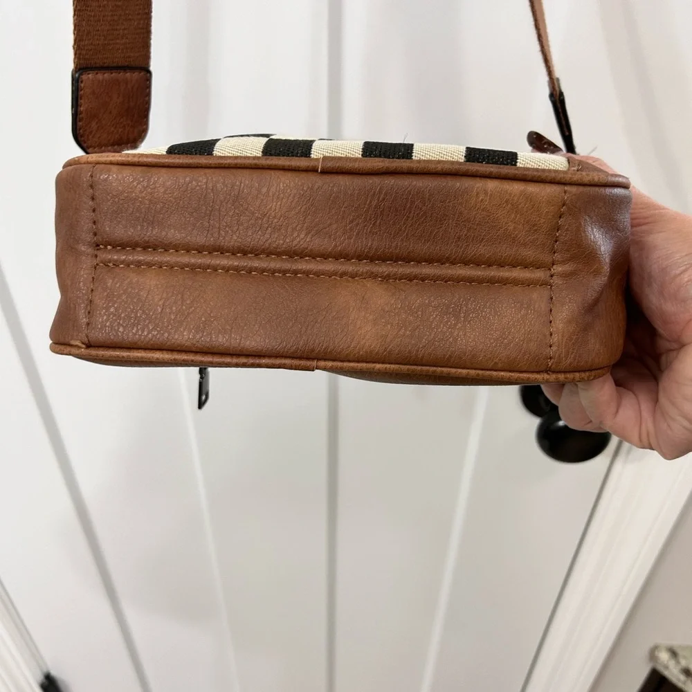 Brown Checkered Women's Crossbody Bag - Picture 5 of 10